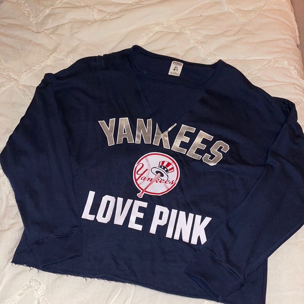 VS PINK Yankees sweatshirt